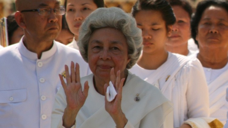 Нородом Монинэт Сианук — королева-мать Камбоджи