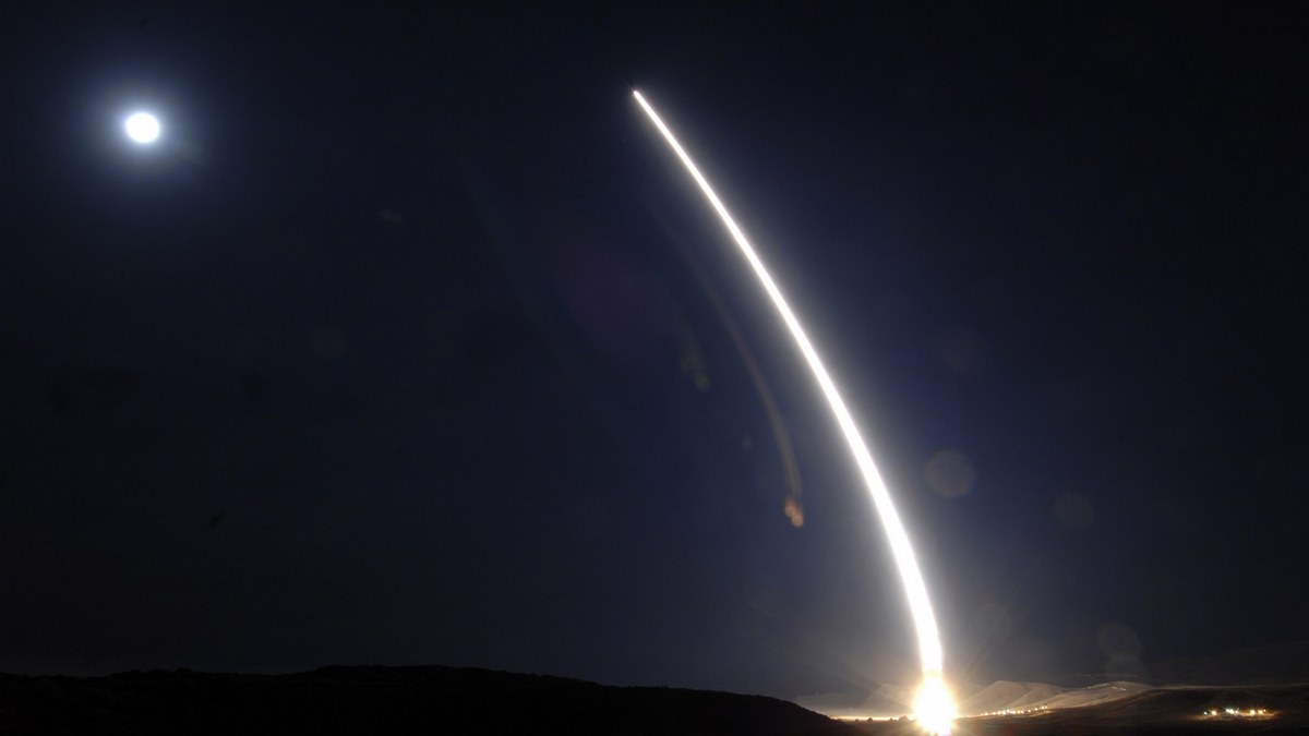 Запуск ракеты Minuteman III [afgsc.af.mil]