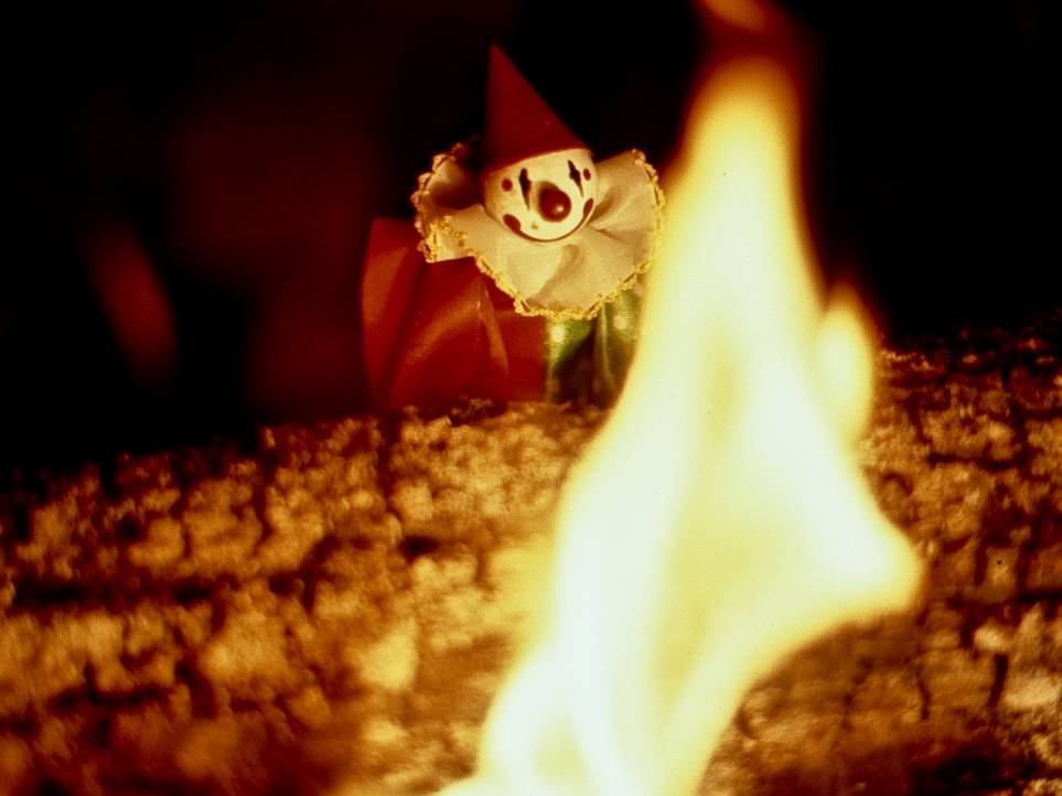 Кровавый клоун-поджигатель