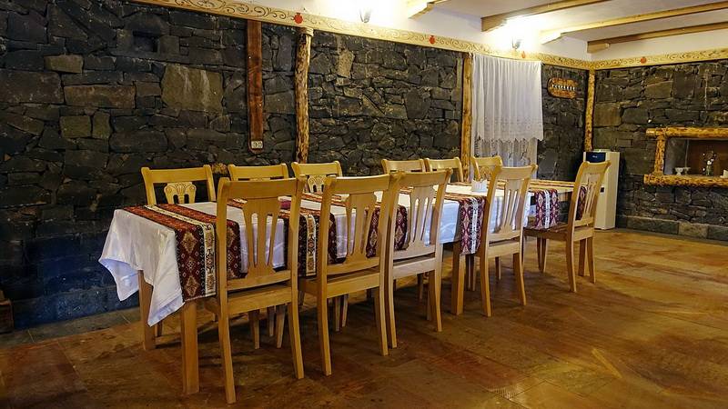 Ресторан Ахпат. Армения