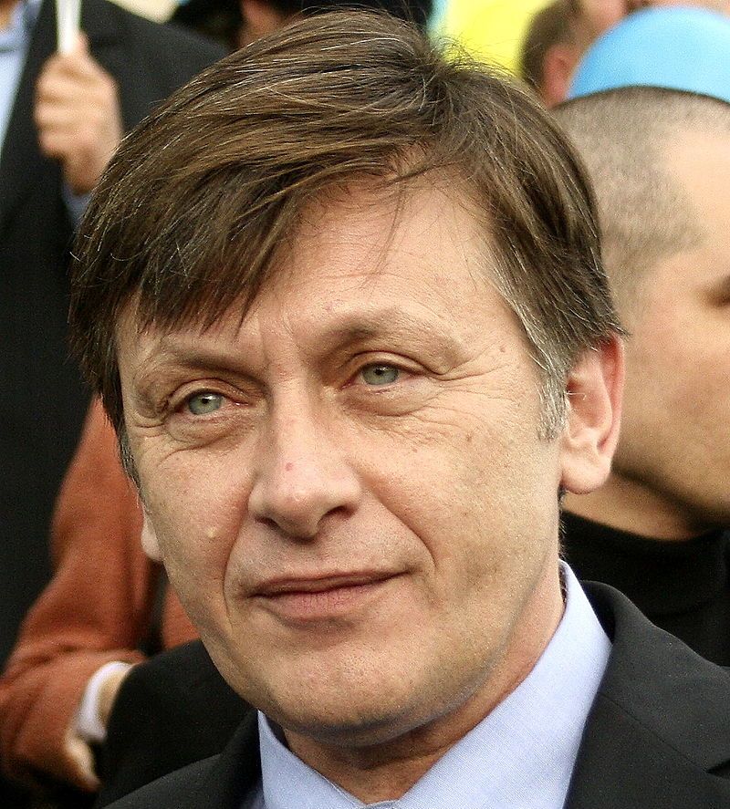 Крин Антонеску