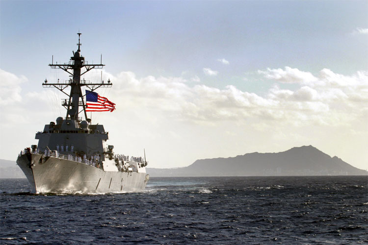 Американский эсминец USS Chafee (DDG-90)