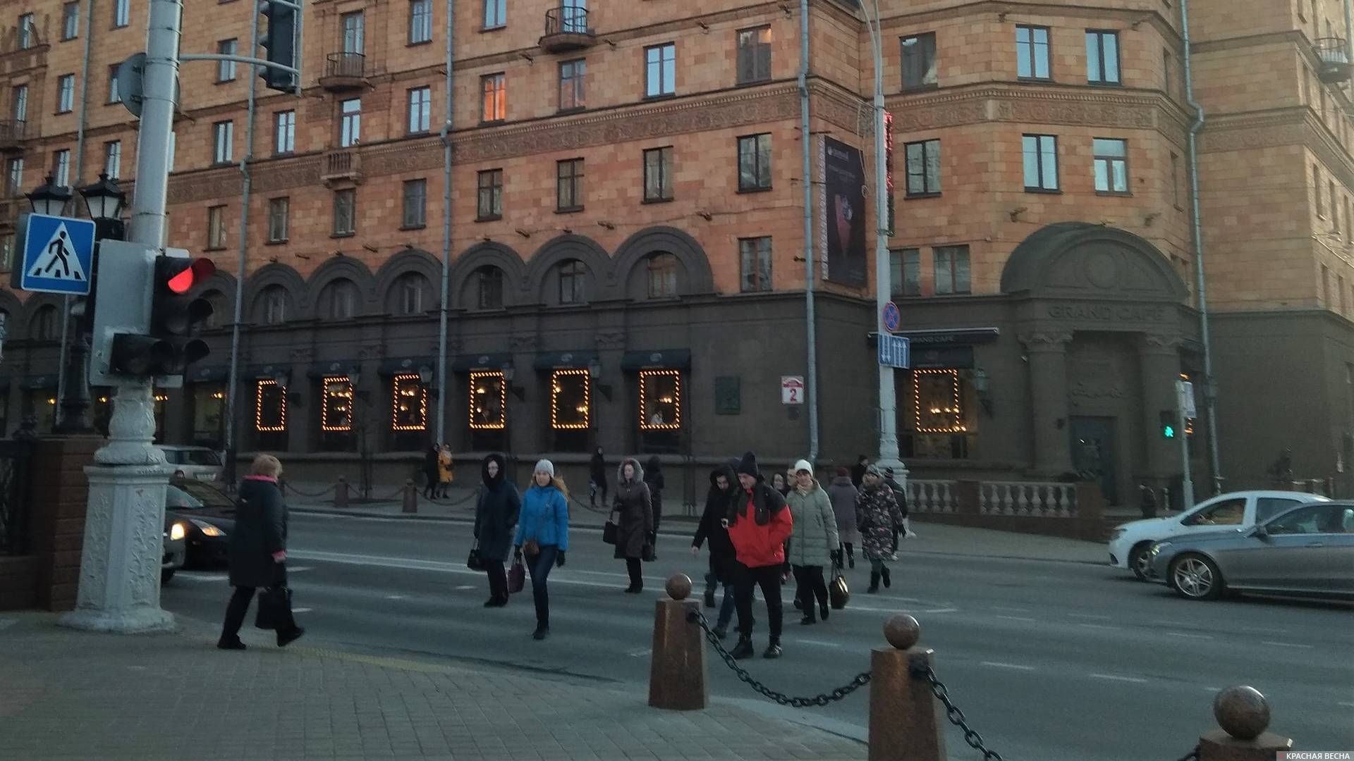 Временами попадались исключения. Как, например, на улице Ленина