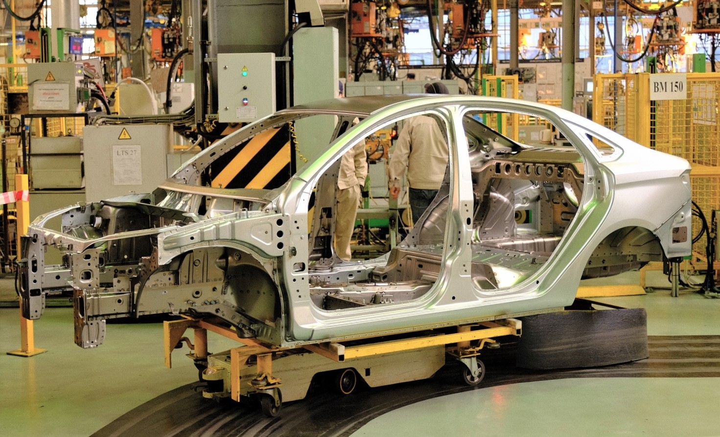 Производство атомобиля Lada Vesta