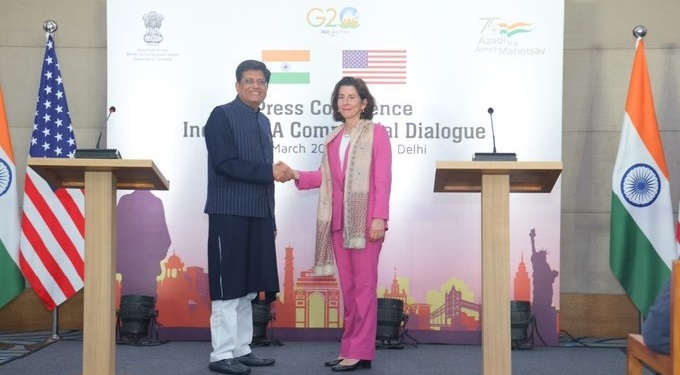 Министр торговли Индии Пиюш Гоял и министр торговли США Джина Раймондо. Нью-Дели, 10 марта 2023 г.