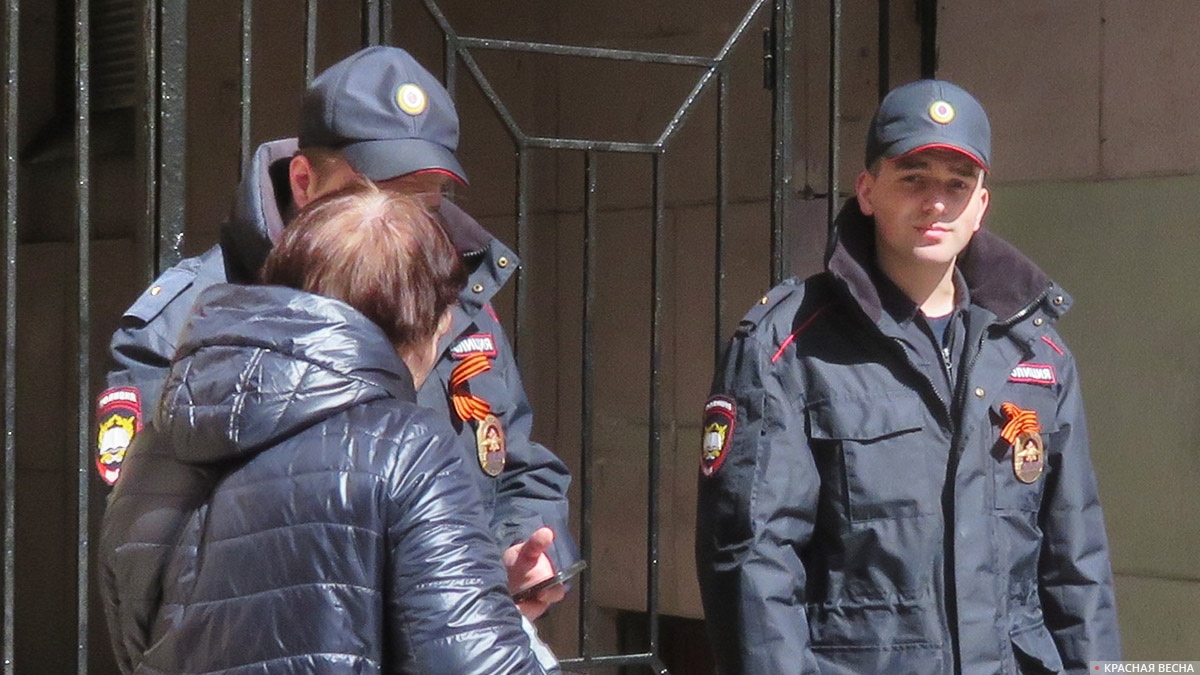 Полицейские Санкт-Петербурга на страже порядка. 9•мая 2023•года