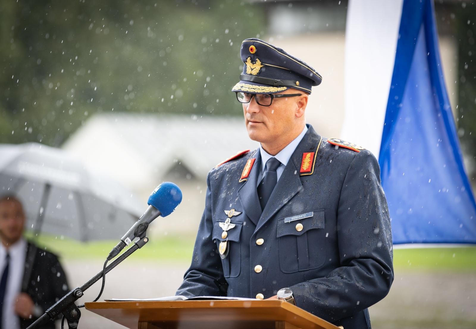 Главнокомандующий ВВС Германии генерал НАТО Инго Герхартц