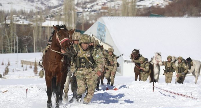 Конкурс «Конный марафон» армейских игр Узбекистана