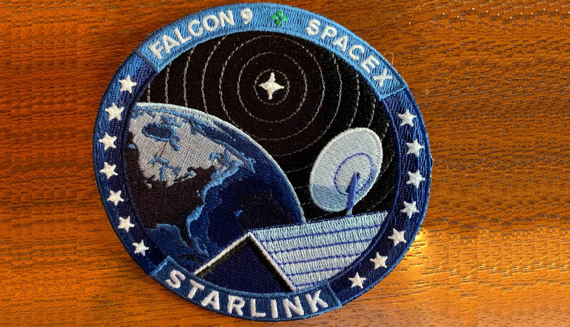 Эмблема миссии Starlink