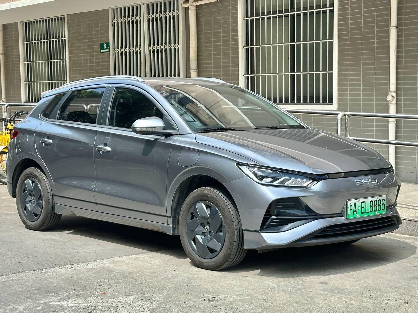 Электромобиль BYD