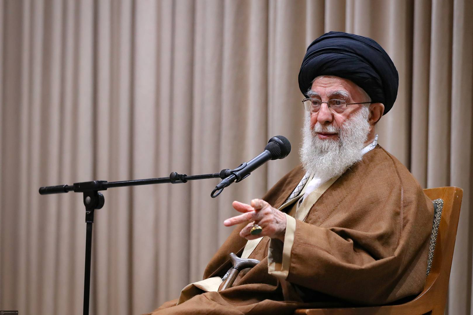 Лидер Ирана аятолла Али Хаменеи на выставке ВКС КСИР, 19 ноября 2023 года