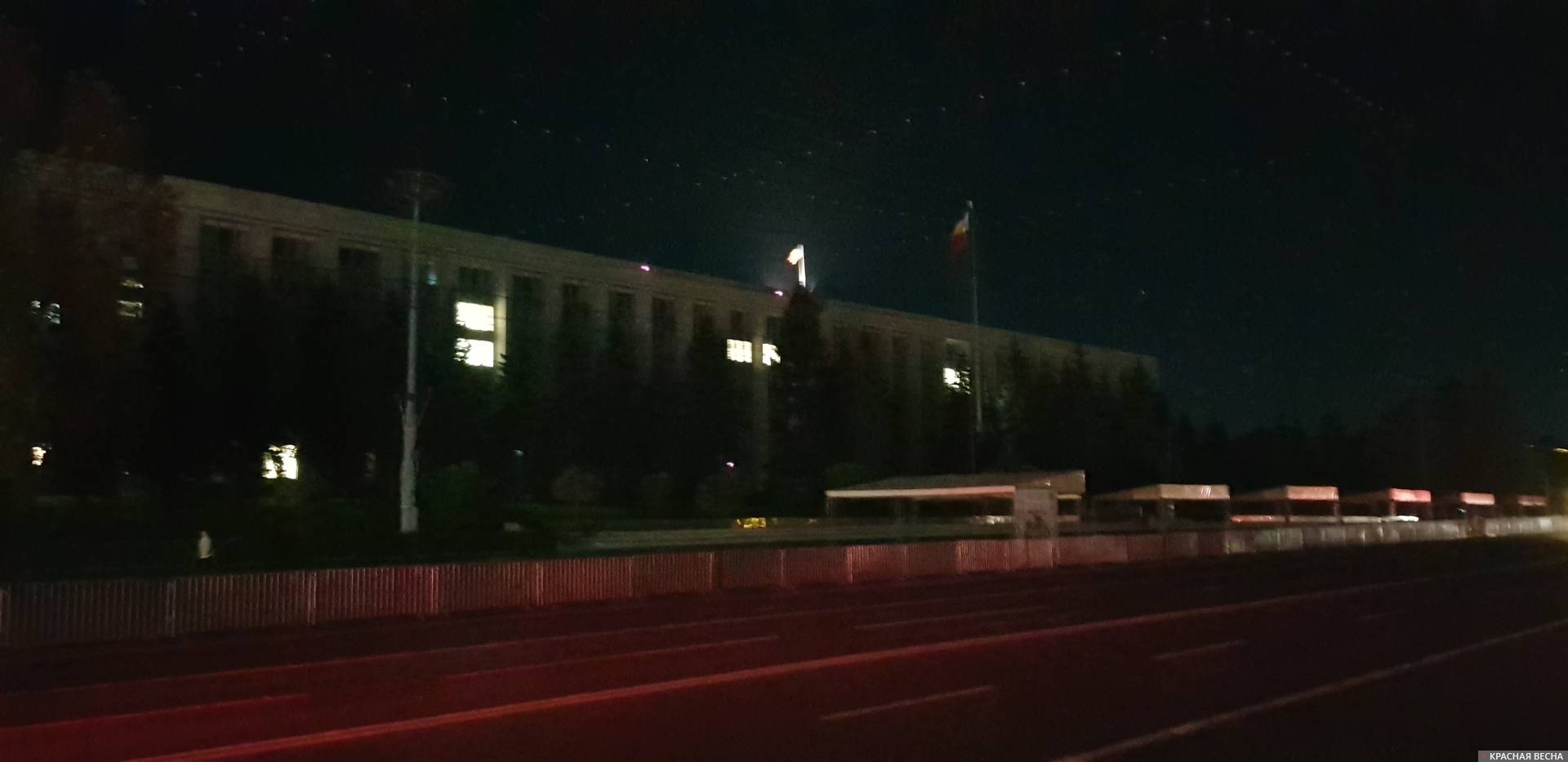 Кишинев, площадь Великого Национального Собрания - здание правительства