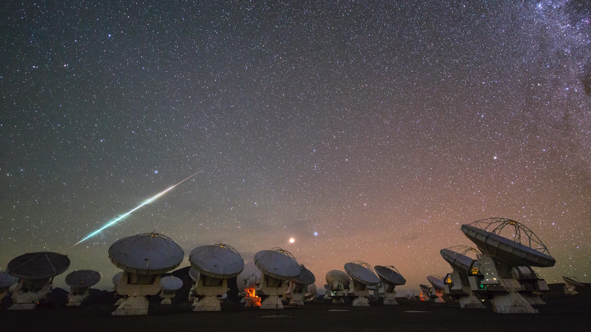 радиообсерватория Atacama Large Millimeter-submillimeter Array (ALMA)