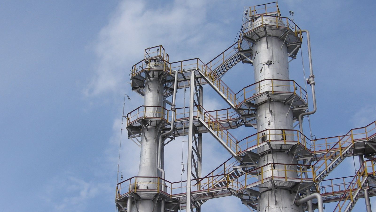Газосеперационные колонны.