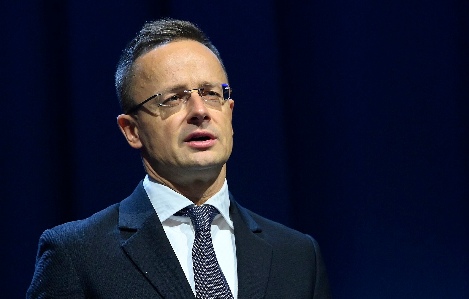 Петер Сийярто