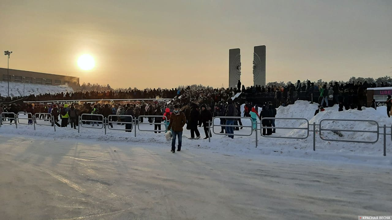 Незаконная акция у памятника Курчатову в Челябинске 23 января 2021 года