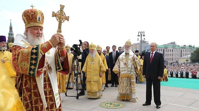 Картинки по запросу Путин принял участие в Крестном ходе в честь 1030-летия Крещения Руси