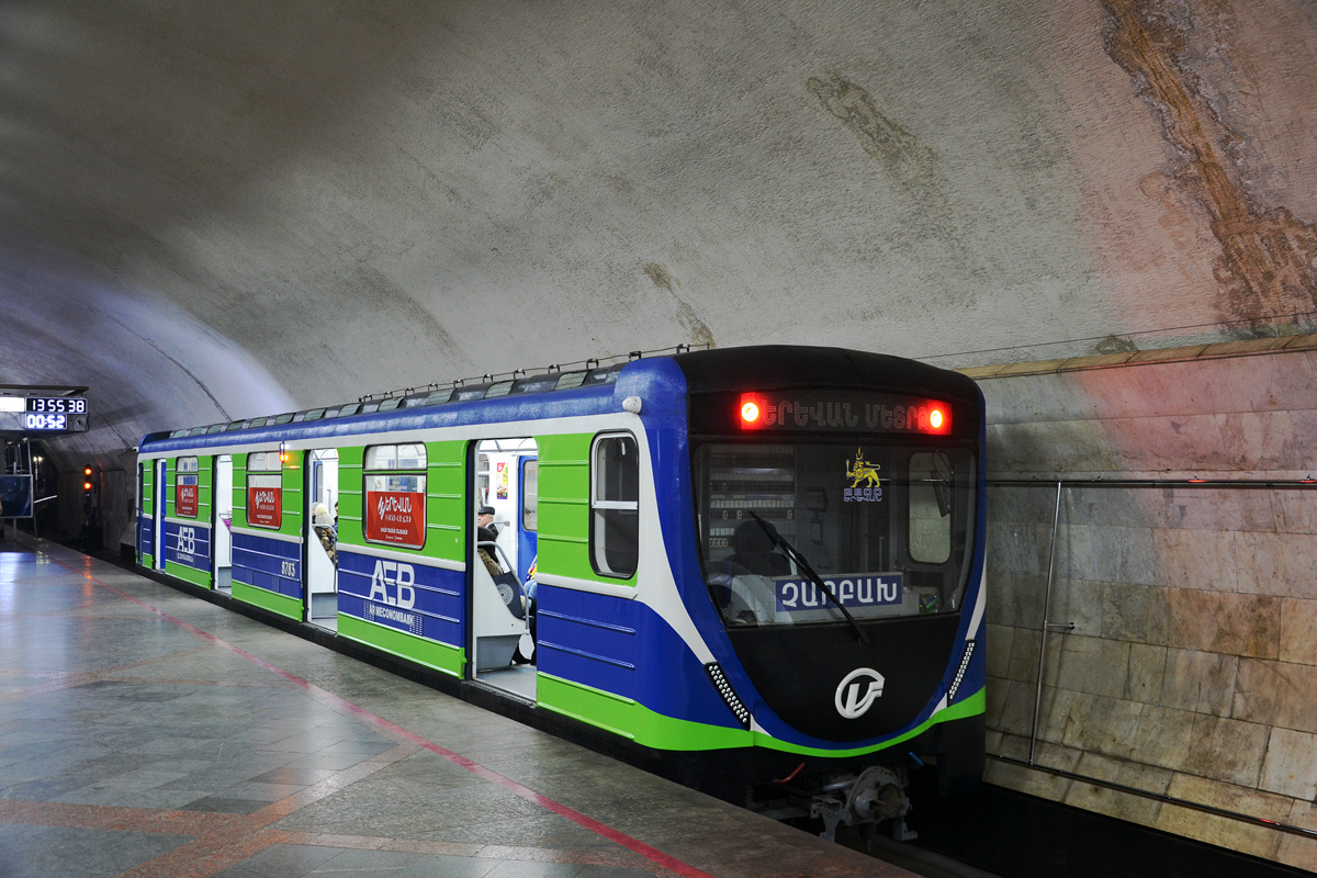 Одновагонный состав Ереванского метро