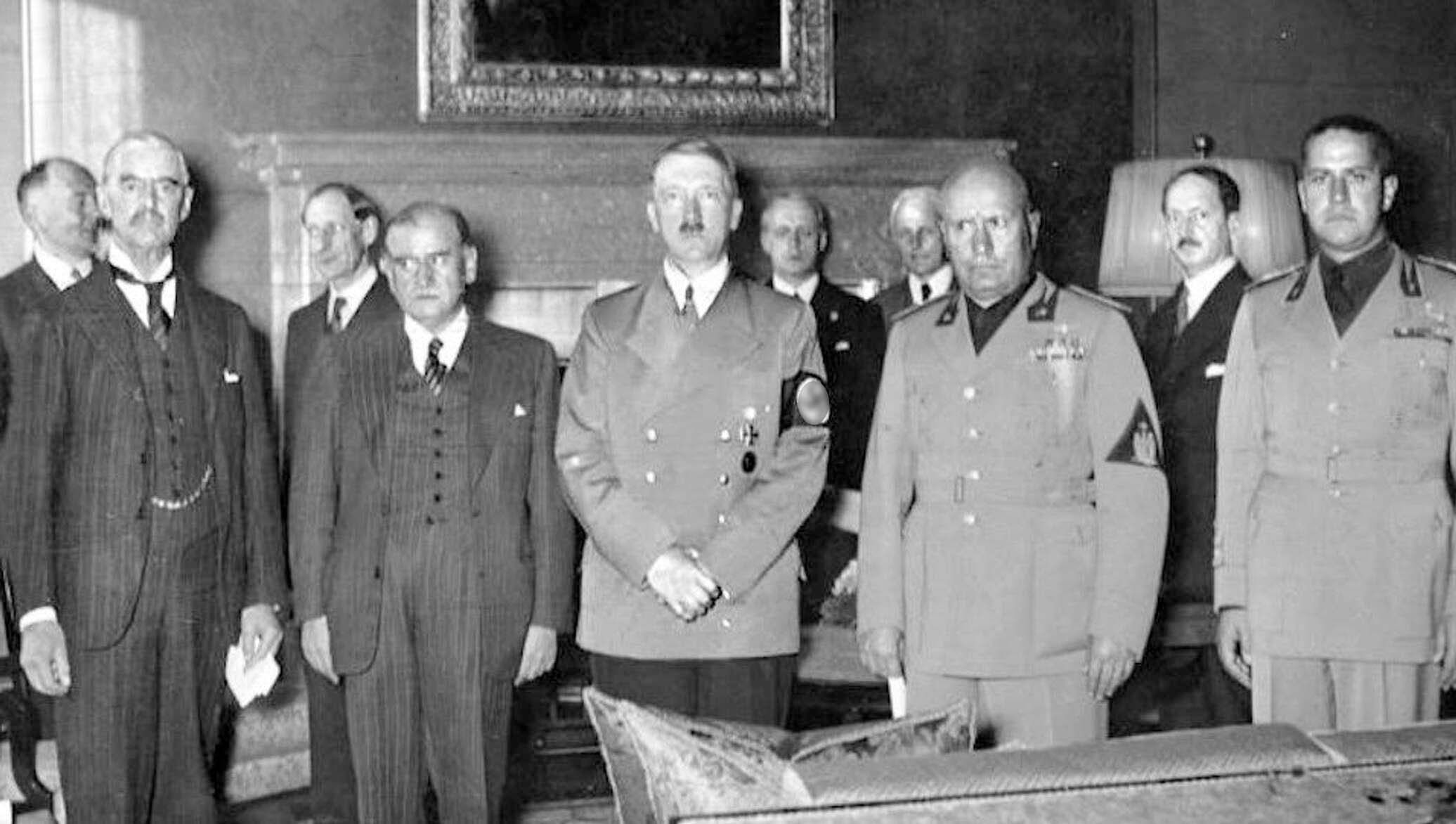 Мюнхенское соглашение: Чемберлен, Даладье, Гитлер, Муссолини и Чиано, 1938