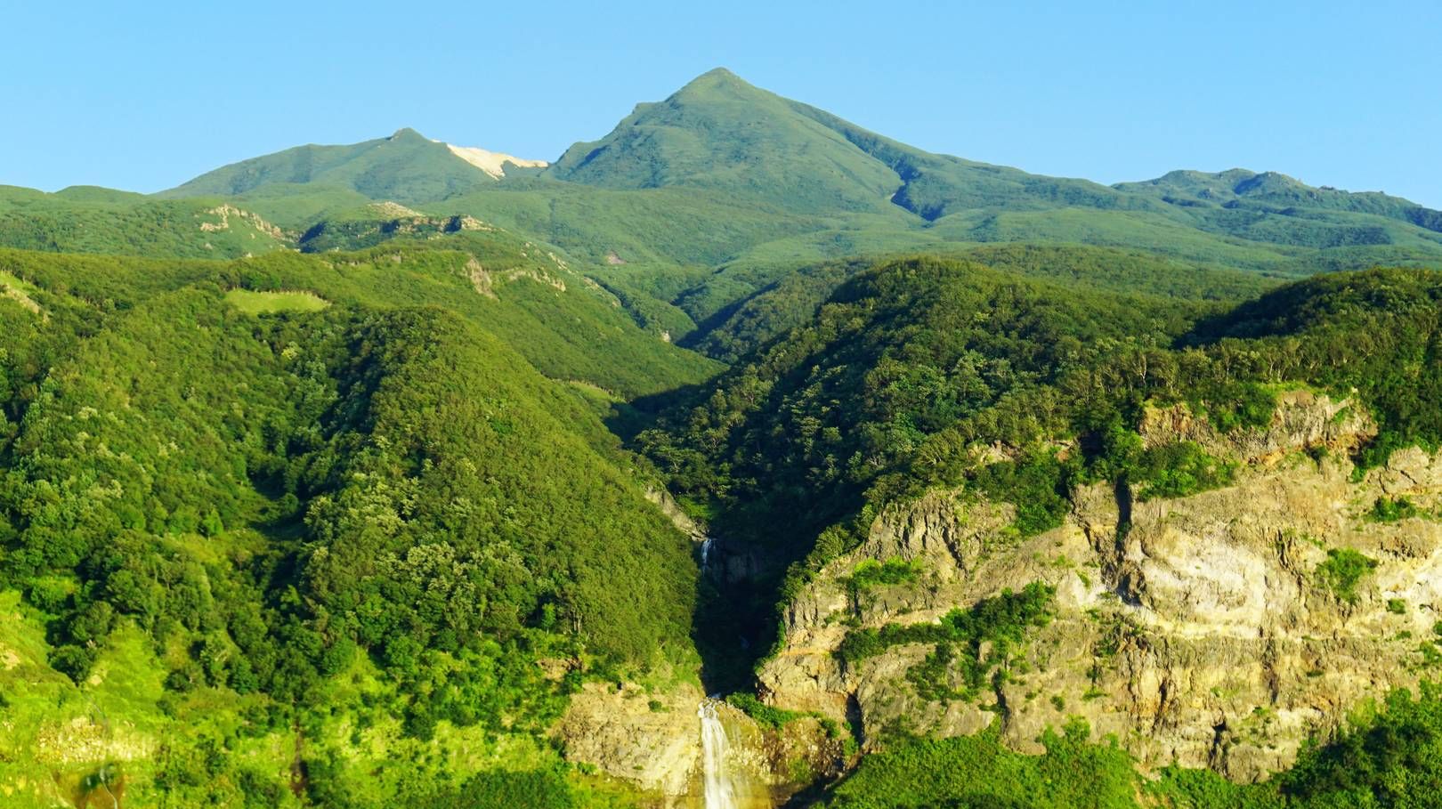 Вулкан Иодзан