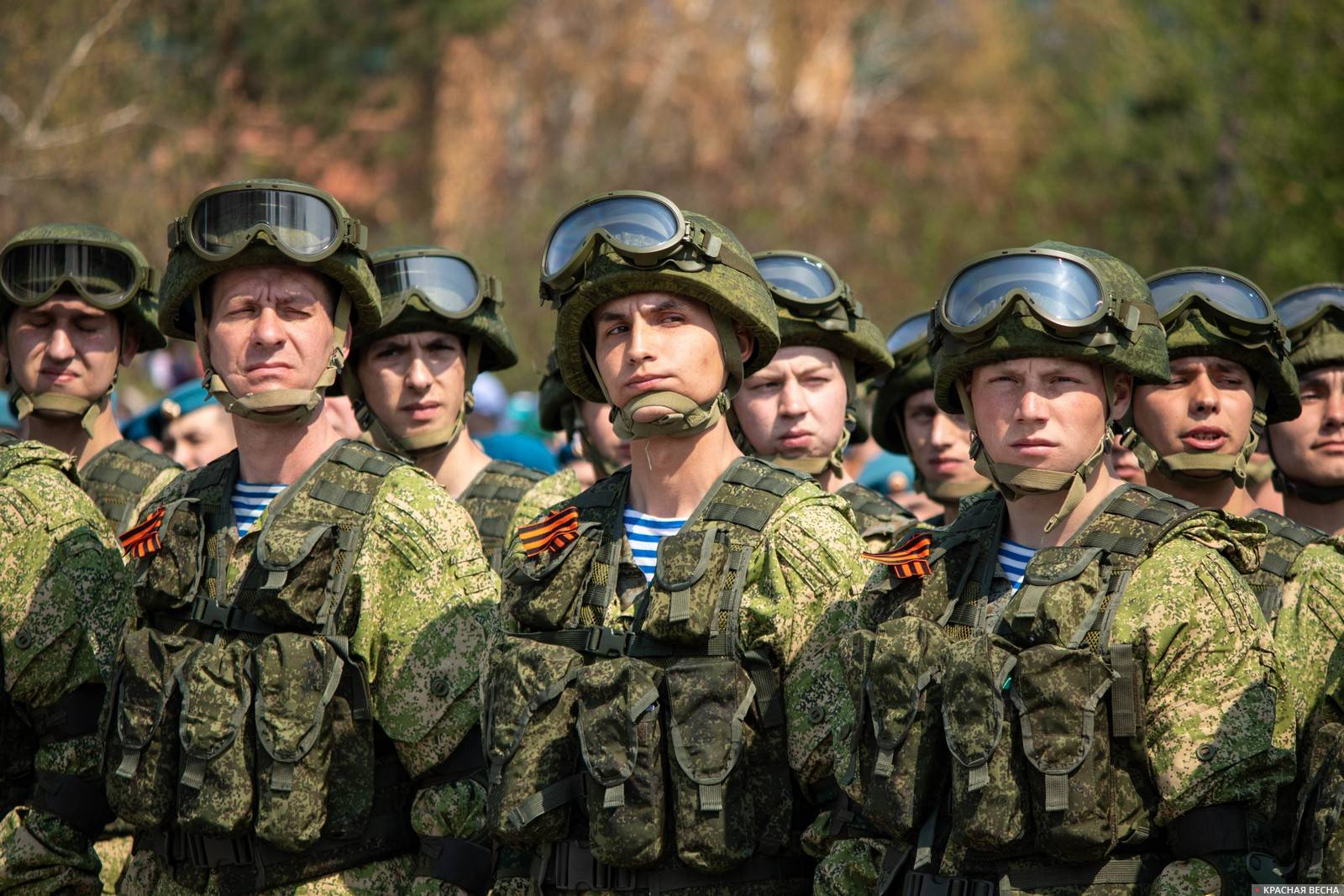 Воздушно-десантные войска (ВДВ) на параде Победы. Омск. 09.05.2021