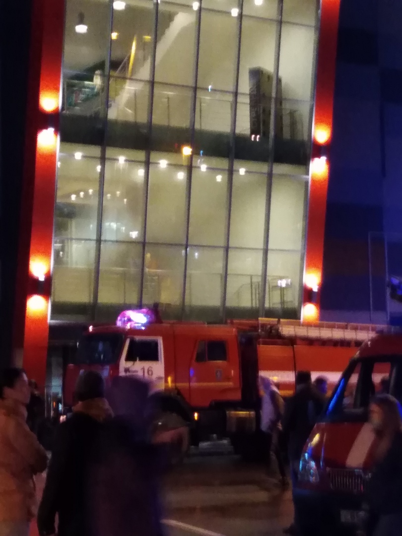 Пожар в торговом центре 