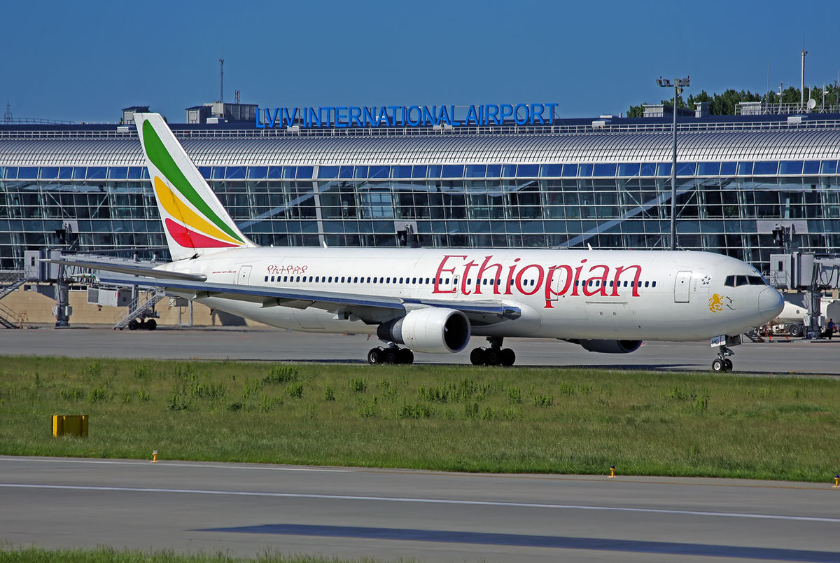 Самолет Ethiopian Airlines