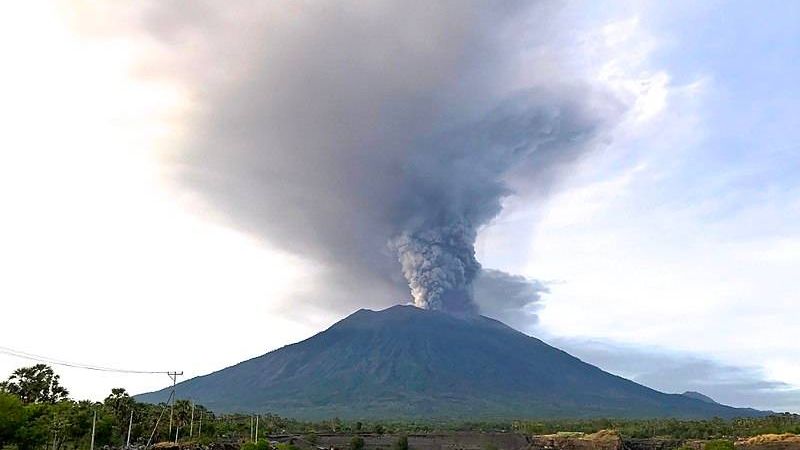 Вулкан Агунг