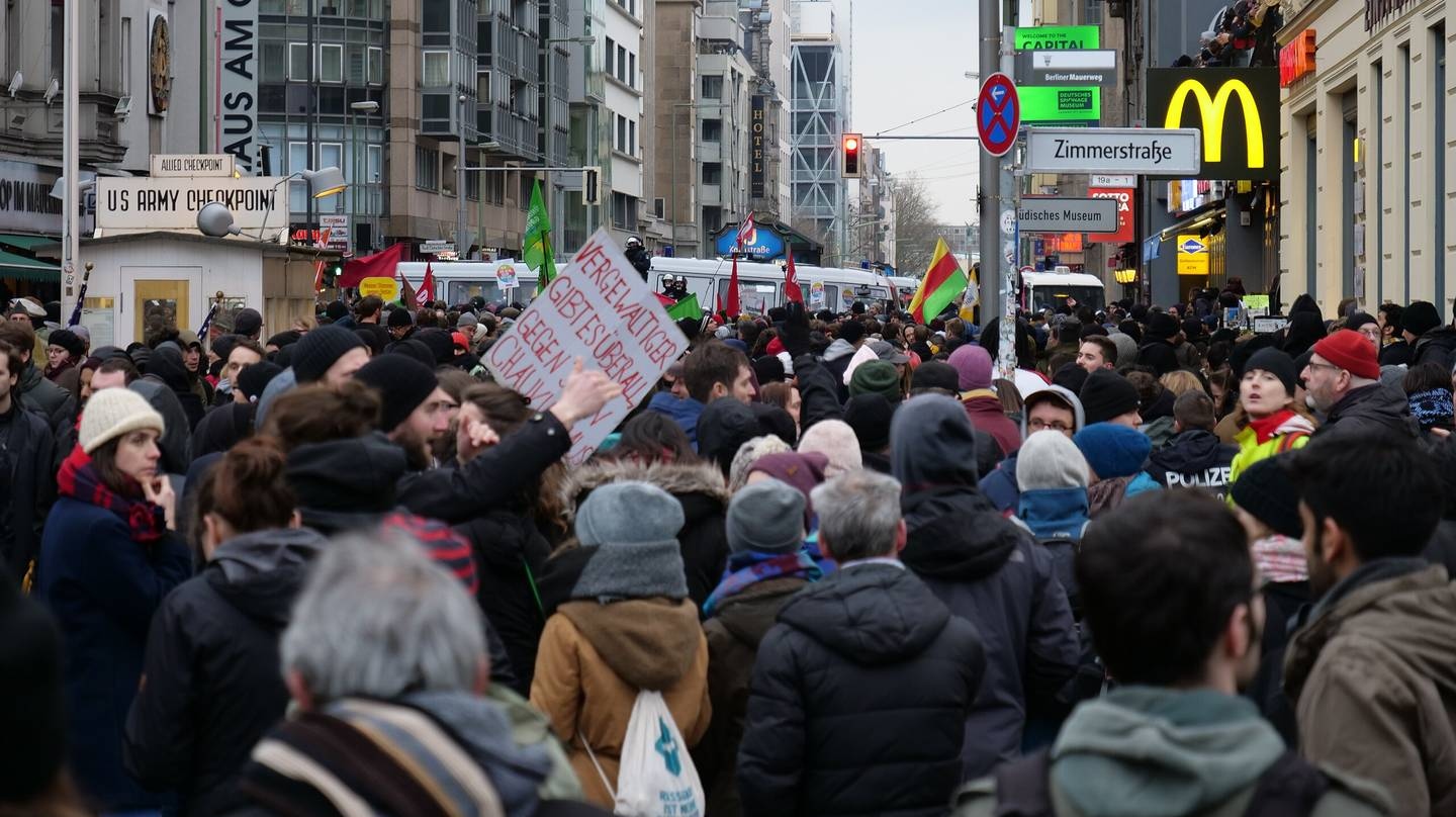 Массовые протесты в столице Германии