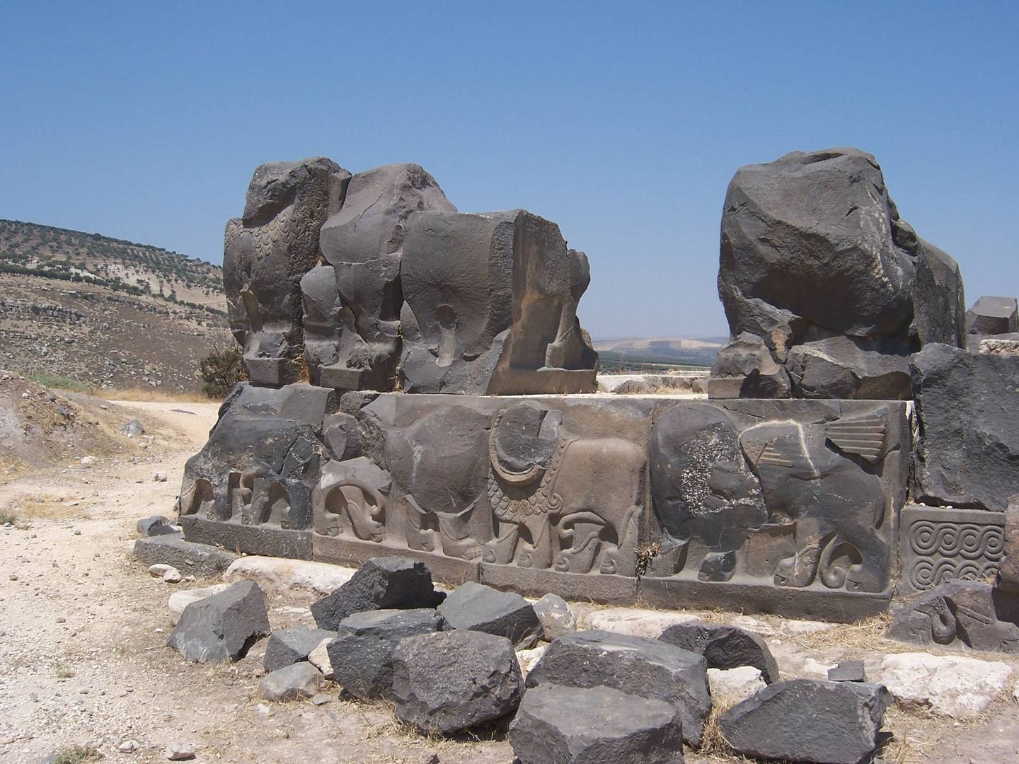 Храм Айн-Дара