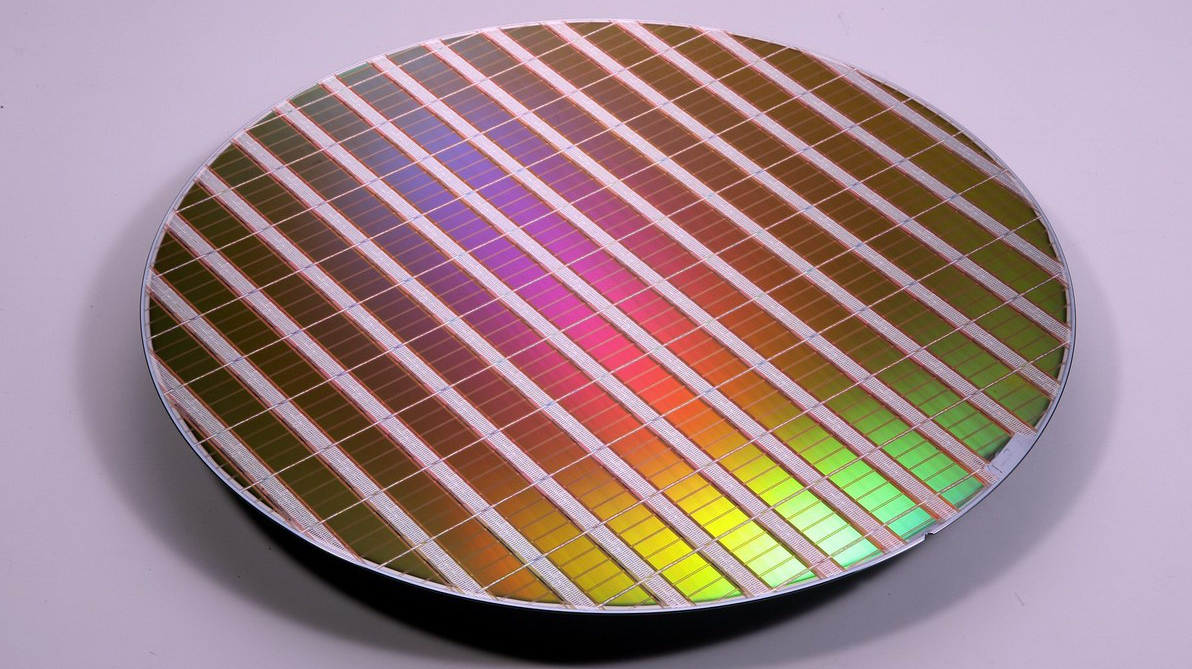 Кремниевая пластина с чипами флэш-памяти NAND