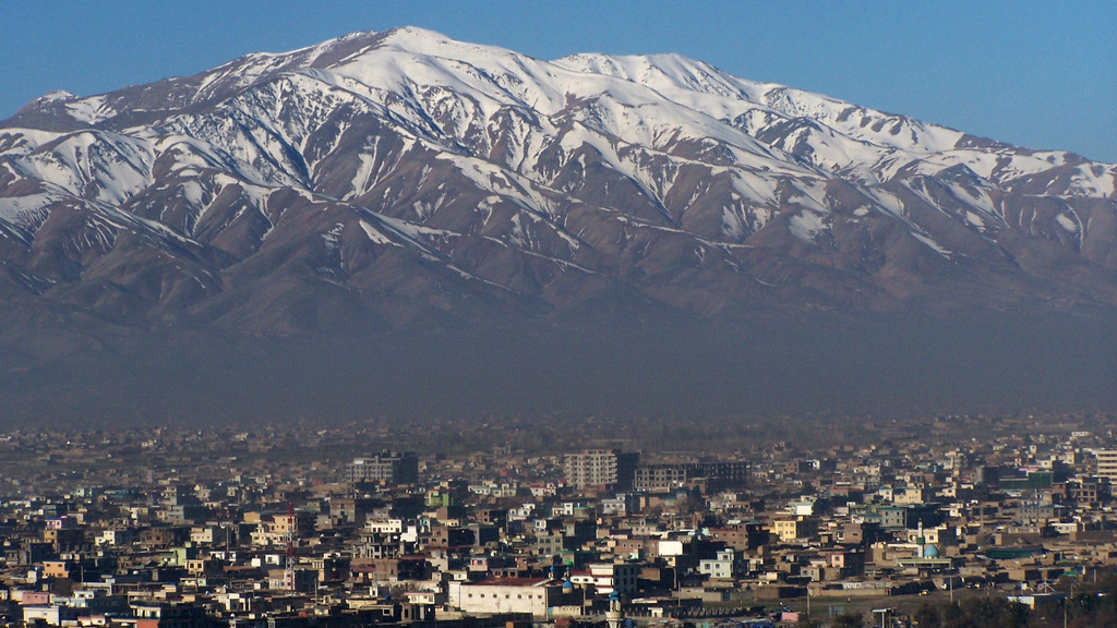 Снежные горы в Кабуле