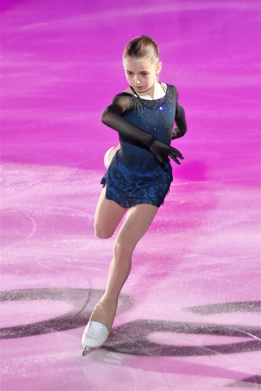 Камила Валиев