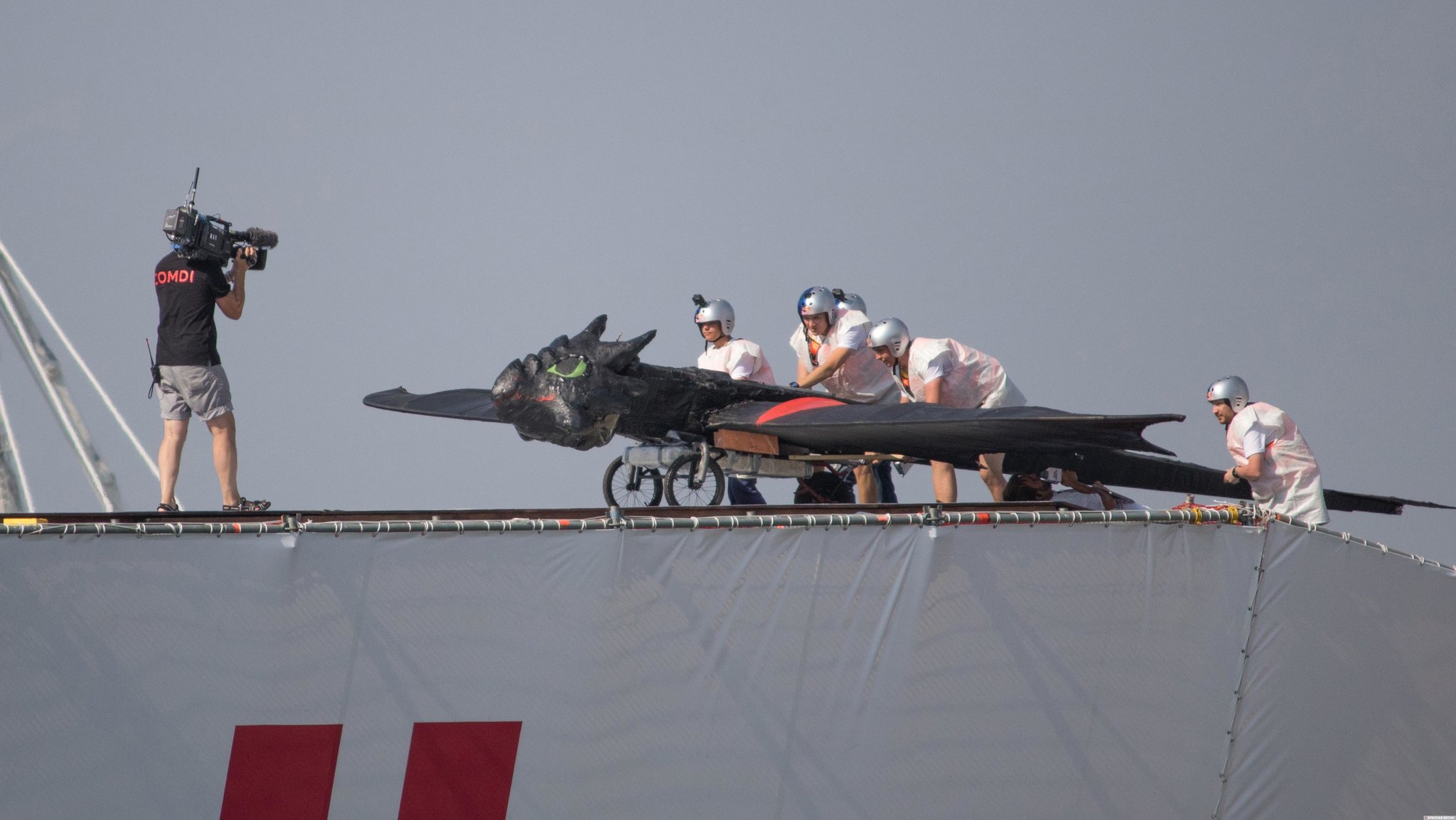 Фестиваль Red Bull Flugtag 2017. Гребной канал. Москва [Дмитрий Буянов (с) ИА Красная Весна]