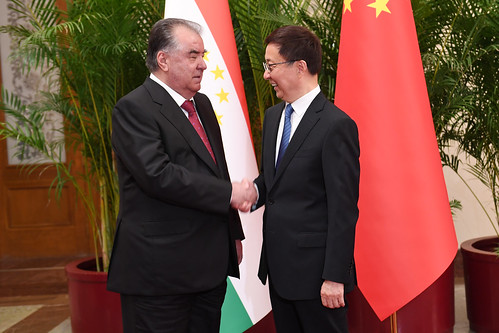 Переговоры главы Таджикистана Эмомали Рахмон с заместителем председателя Китая Хань Чжэном