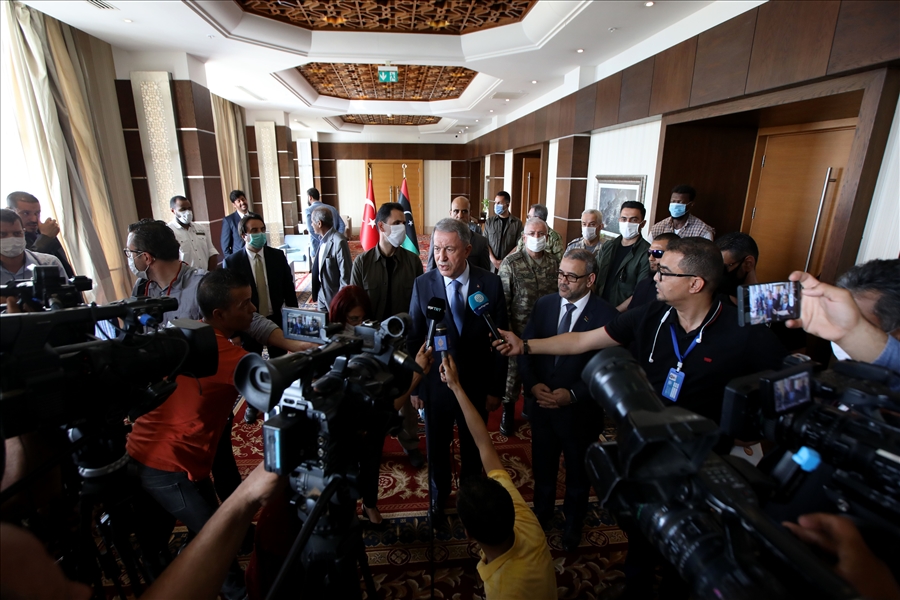 Пресс-конференция Акара в Ливии