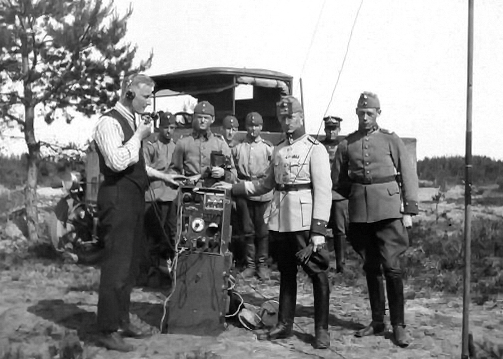 Подготовка финских радистов. Фото 1920-х годов