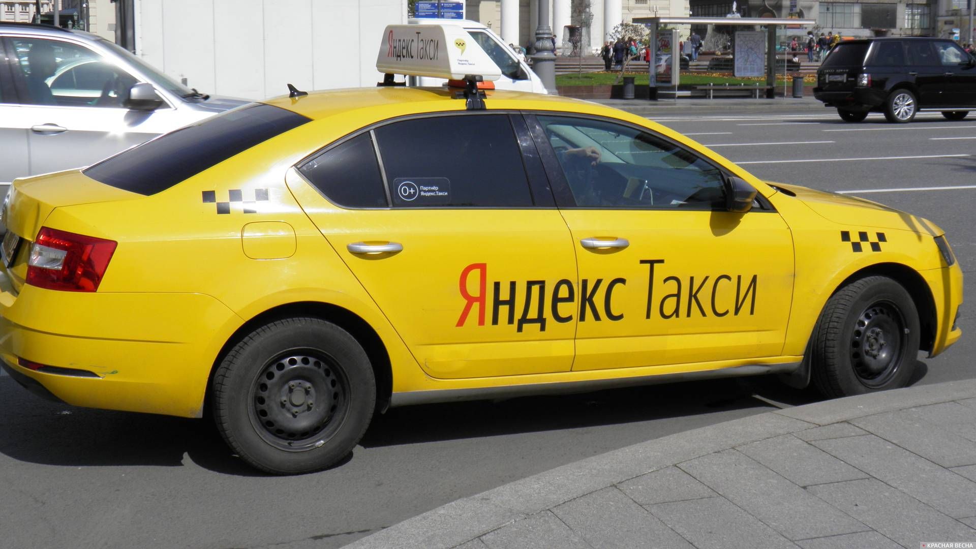 фото рекламы яндекс такси