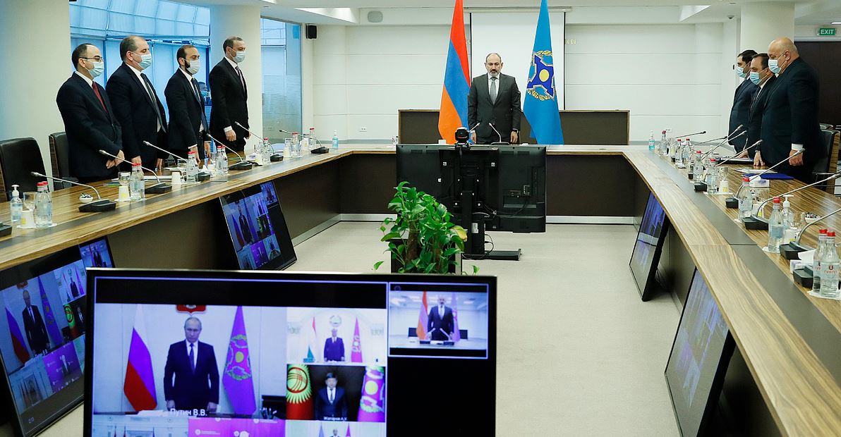 Премьер-министр Армении Никол Пашинян на сессии Совета коллективной безопасности ОДКБ