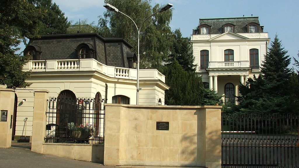 Российское диппредставительство в Праге