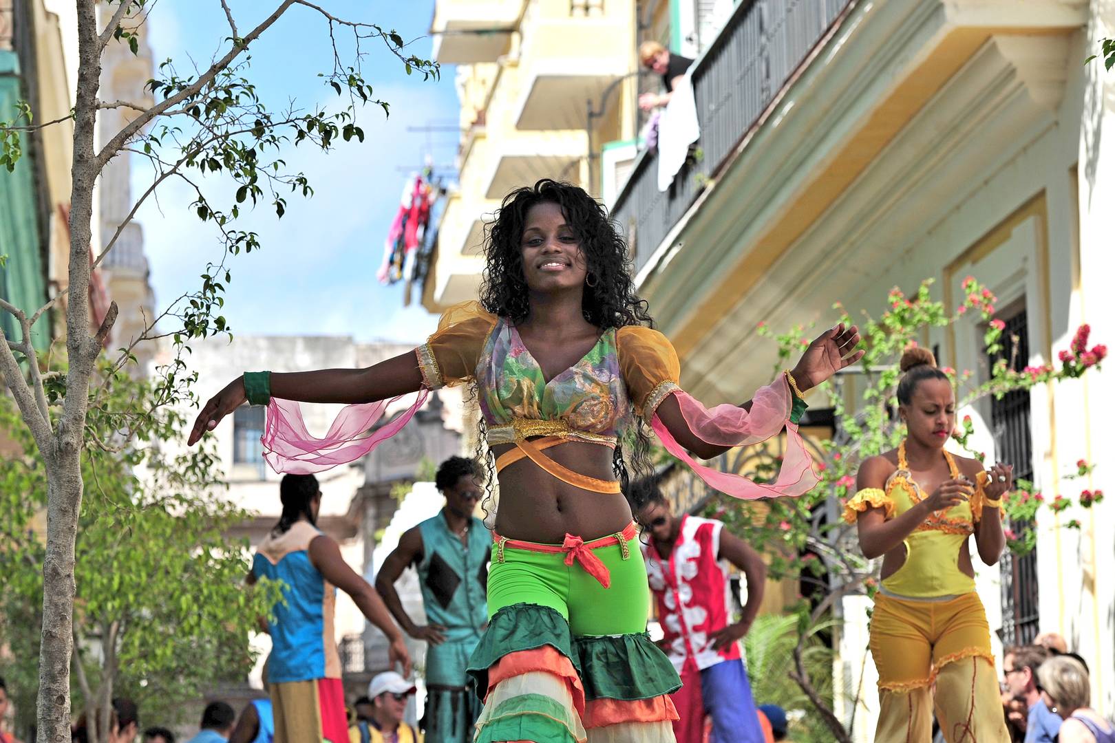 карнавал на кубе — Video | VK