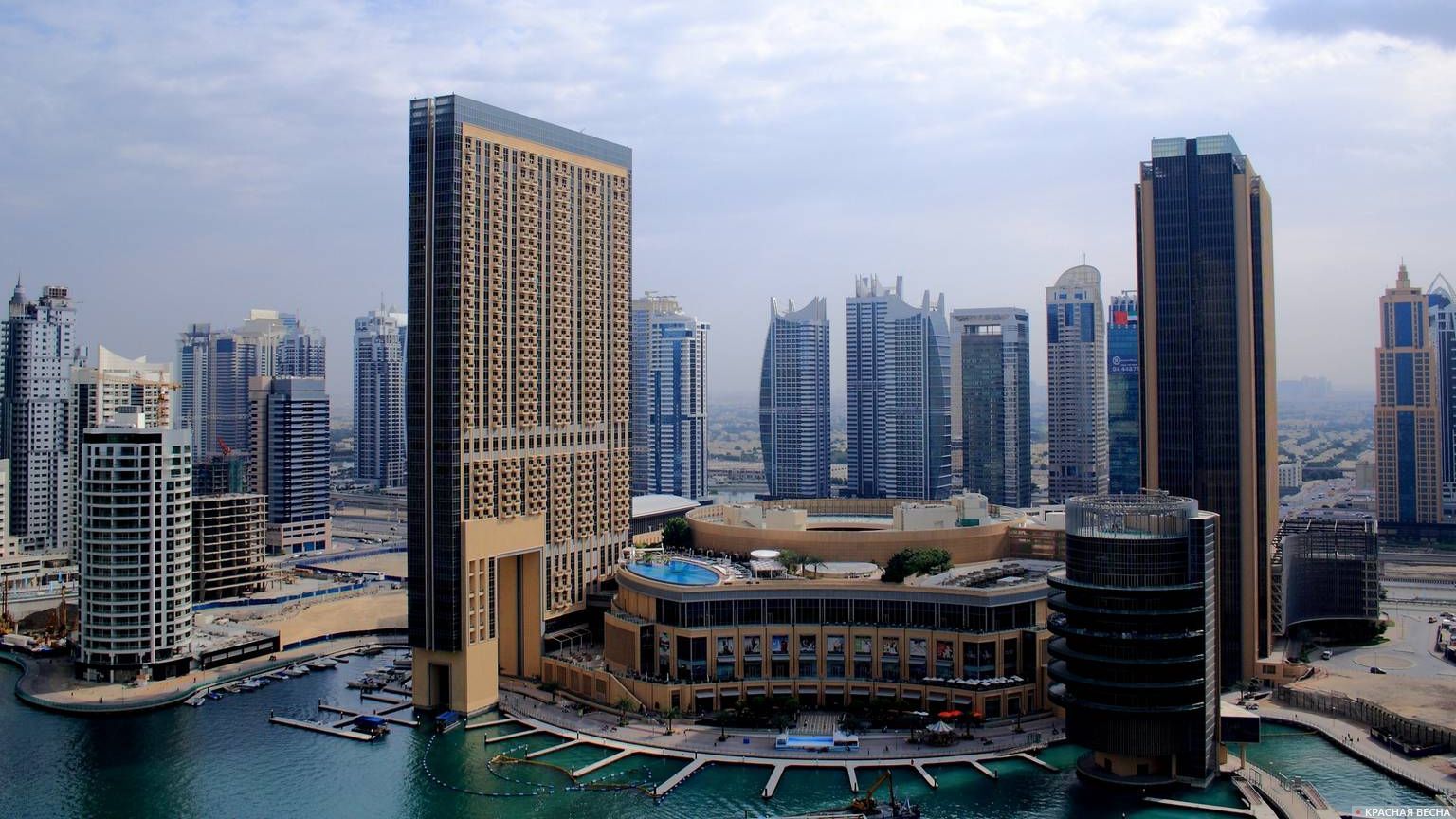 Вид на Дубай Марина. ОАЭ