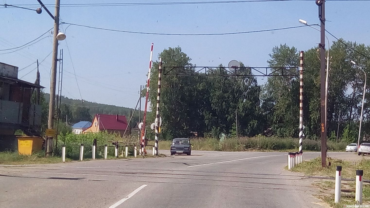 Поезд столкнулся с автомобилем на переезде в Оренбургской области | ИА  Красная Весна