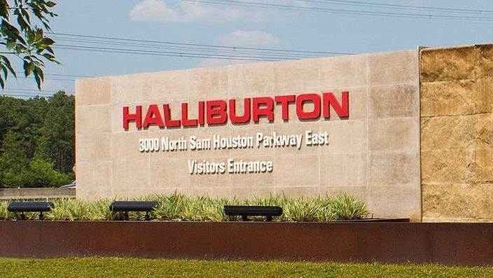 Знак компании Halliburton в Хьюстоне