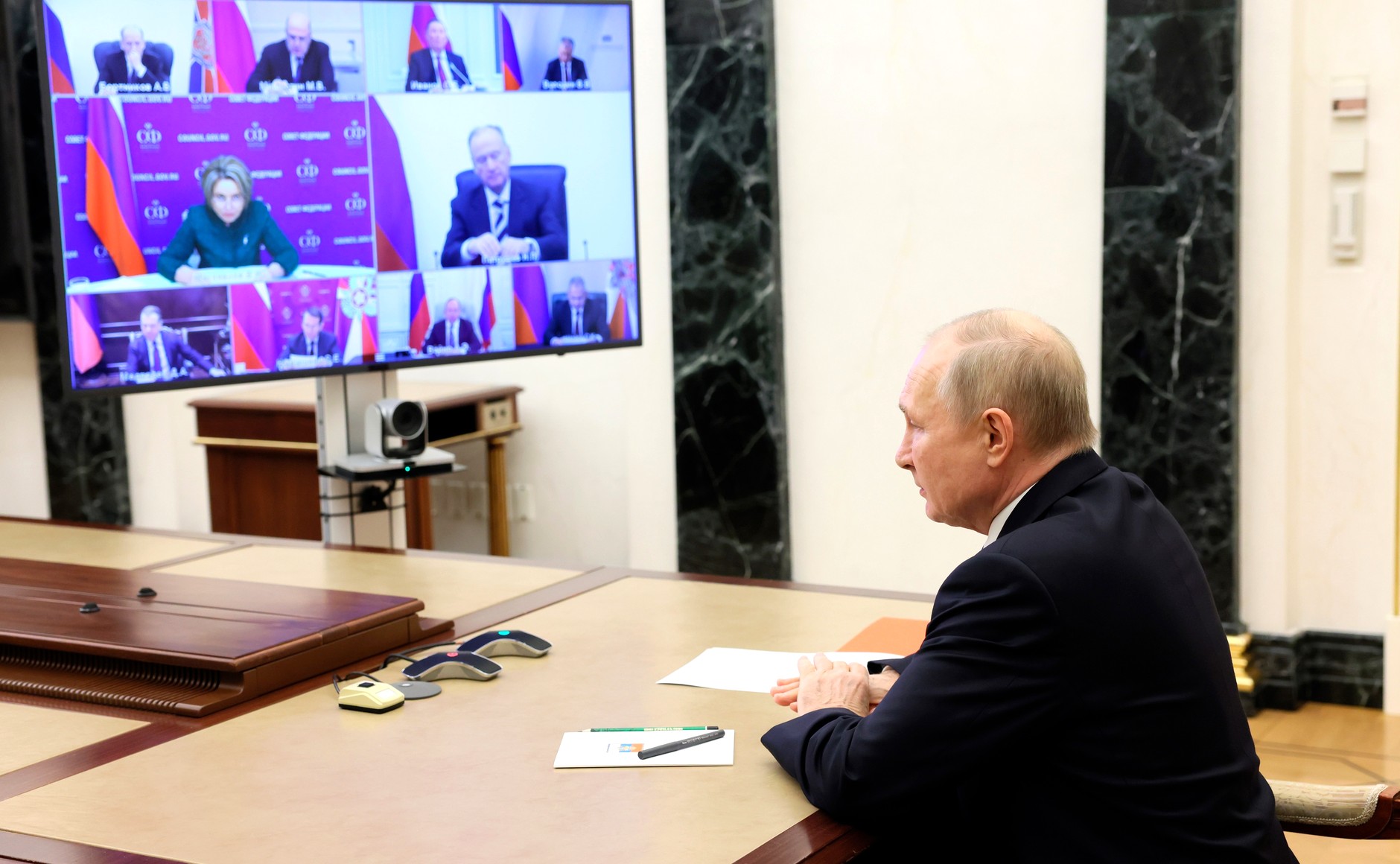 Совещание Владимира Путина с постоянными членами Совета Безопасности