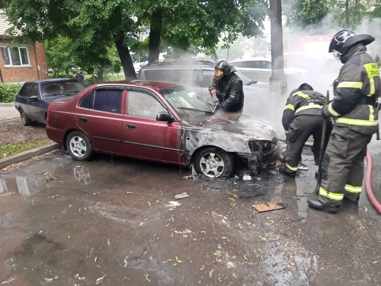 Ликвидация последствий атаки БПЛА в Подмосковье