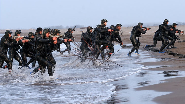 Военнослужащие КСИР