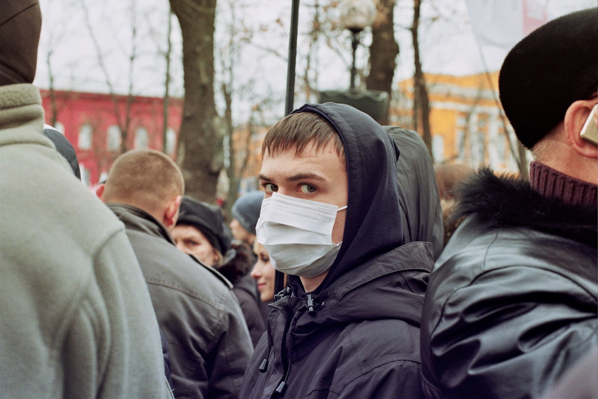 несовершеннолетний в маске, автор: mac_ivan, лицензия: CC BY 2.0