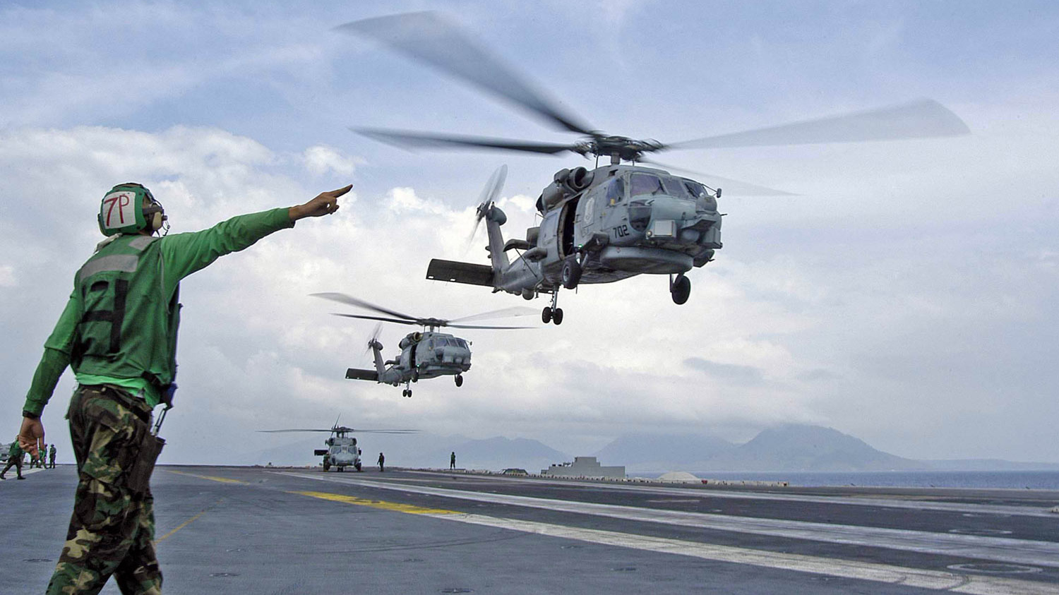 Вертолет Sikorsky UH-60 Black Hawk