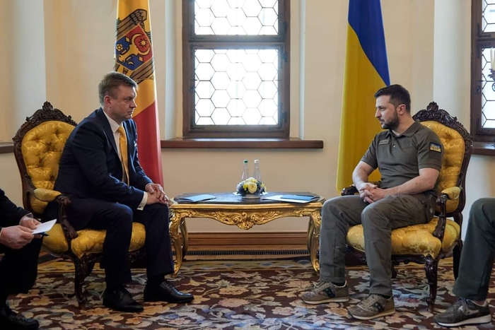 Вице-премьер по реинтеграции Молдавии Валериу Киверь и президент Украины Владимир Зеленский. 2022